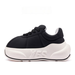 Black Chunk – Black Platform Sneakers