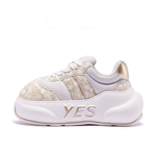 Champagne Chunk – Elfenbensfarvede og guldfarvede sneakers med plateausål