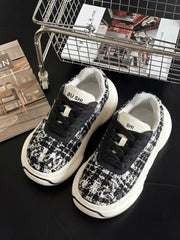 Black and white platform sneakers with 7cm sole