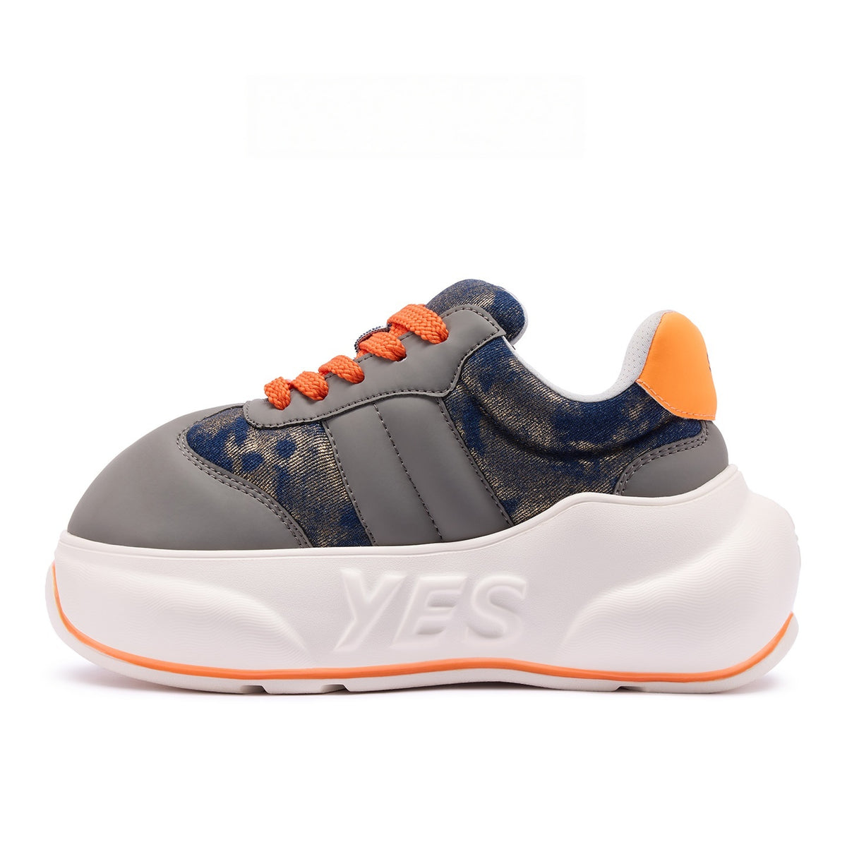 Signal Chunk – Navy & Orange Platform Sneakers