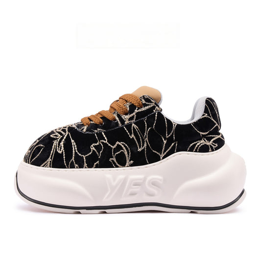 Embroidery Chunk – Embroidered Platform Sneakers