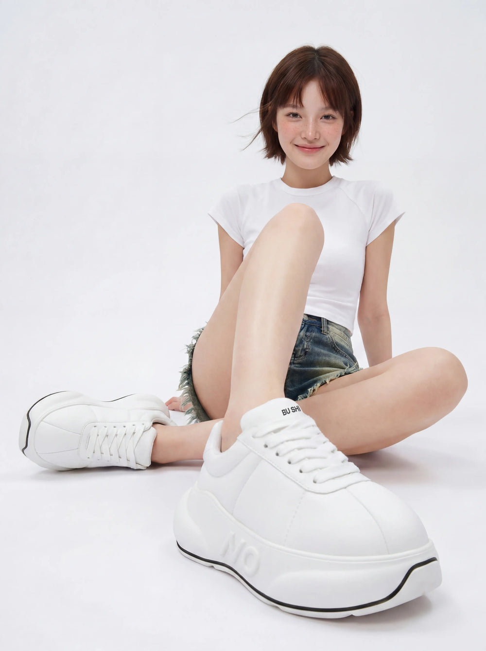 Alba Chunk – White Platform Sneakers