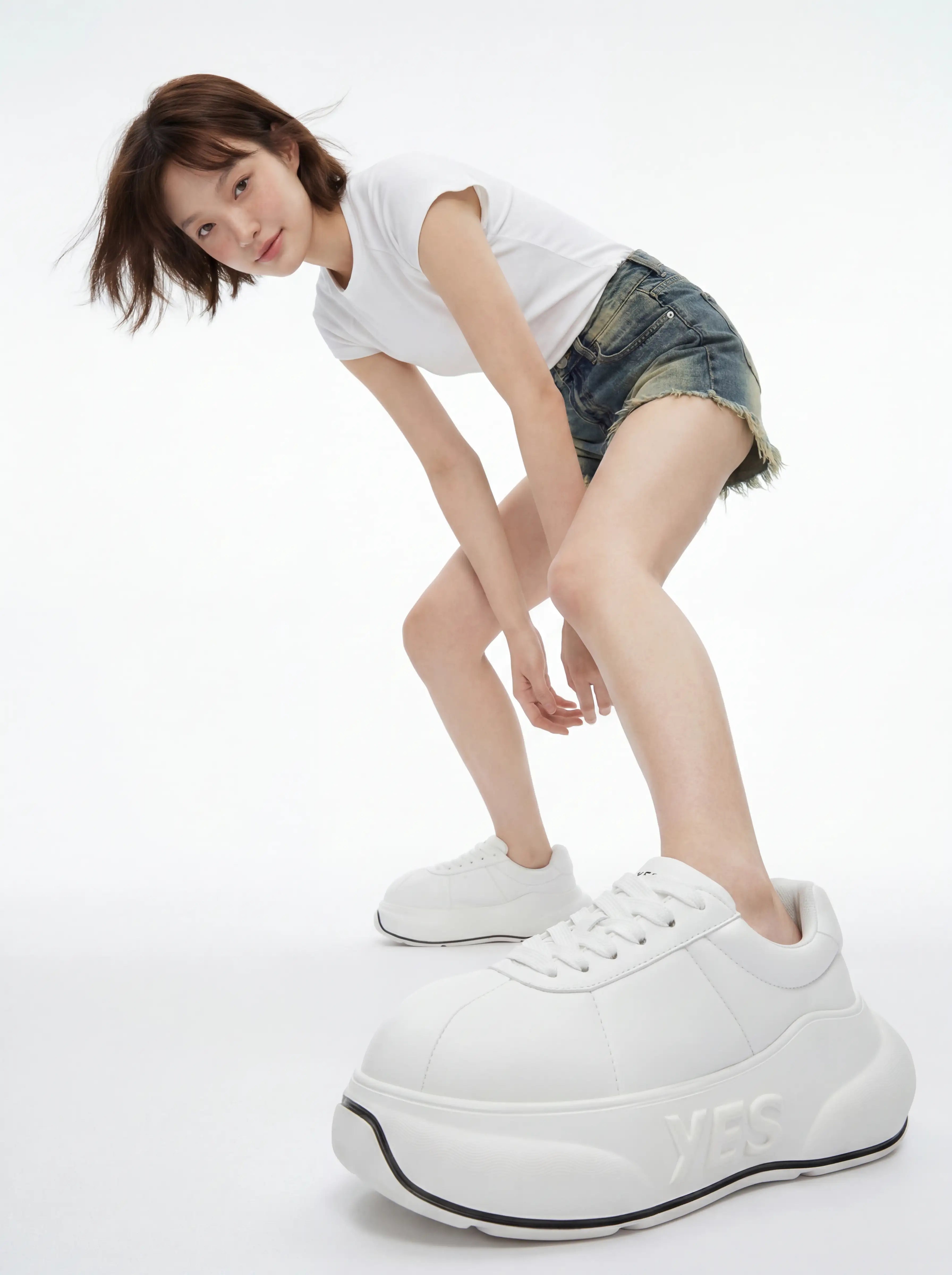 Alba Chunk – White Platform Sneakers