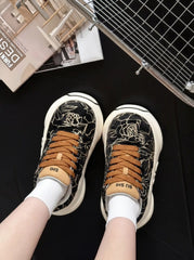 Embroidery Chunk – Embroidered Platform Sneakers