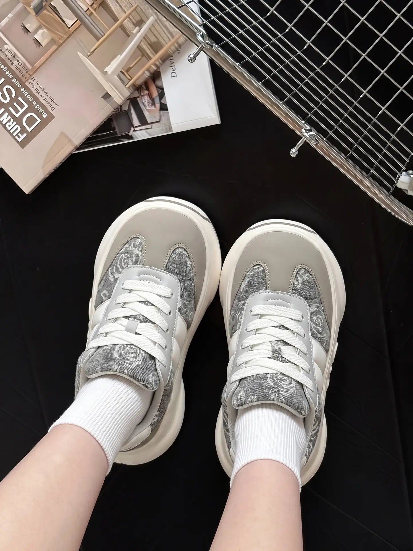 SHIBUSHI Silver Rose Chunk gray and white platform sneakers