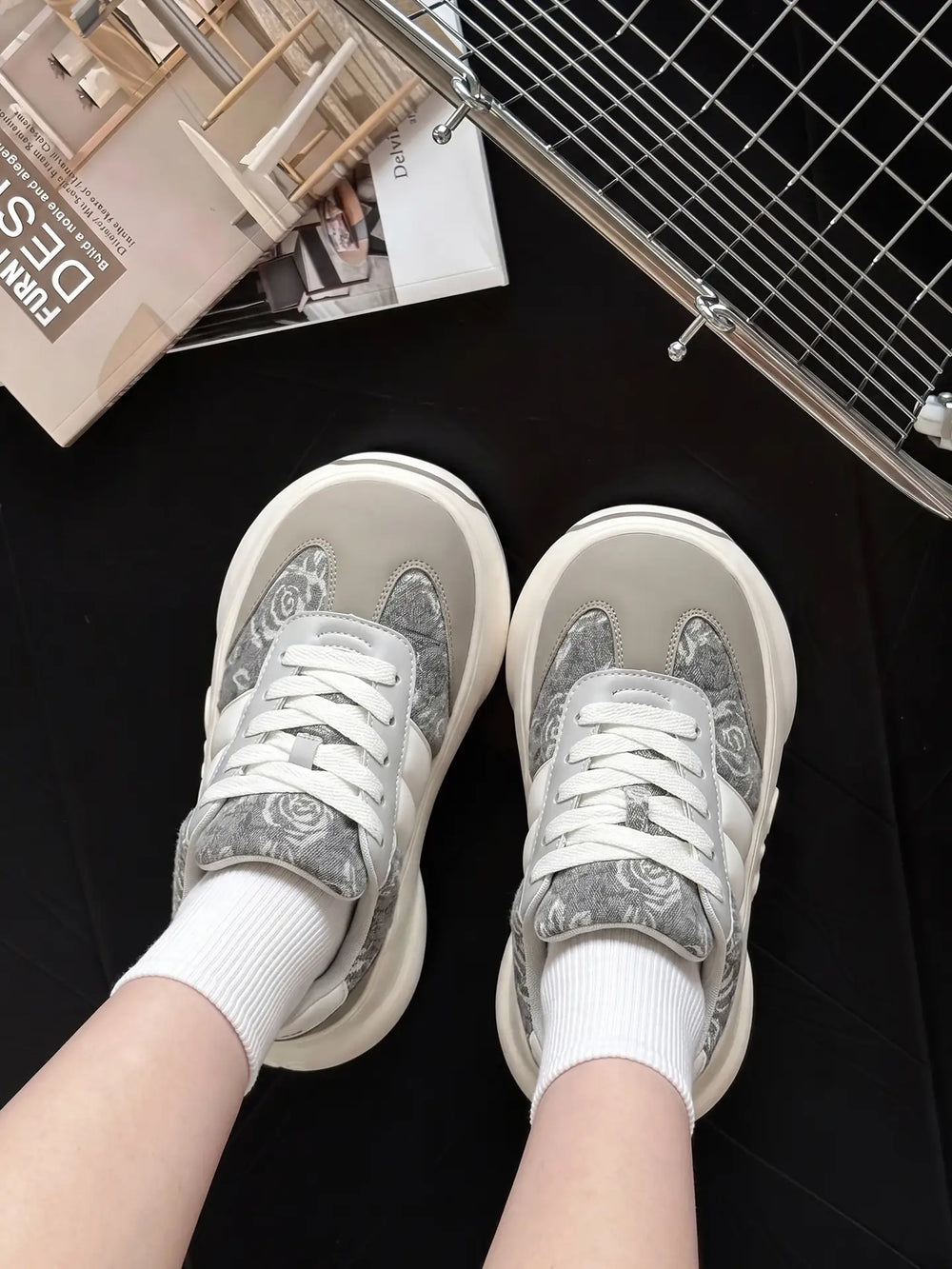 SHIBUSHI Silver Rose Chunk gray and white platform sneakers