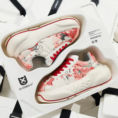 Floral Ruby Chunk – Sneakers cu platformă cu imprimeu floral rubiniu